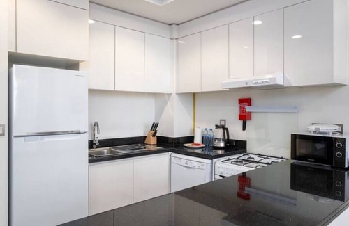 Downtown Dubai Apartment | Luxury One-Bedroom with View JVC
