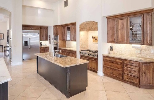 Camelback Country Estates House | Luxury Paradise Valley Villa - Pool, Sand Volleyball & Outdoor Cabana