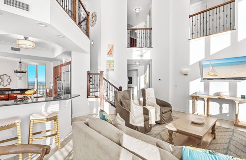 Destin Condo | Luxury Penthouse at Silver Beach Towers!