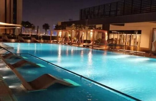 Jadaf Apartment | Luxury pool view apartment