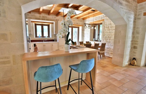 Atsipópoulon Villa | Luxury pool villa, sea view, garden, Crete, close to the beach, heated pool