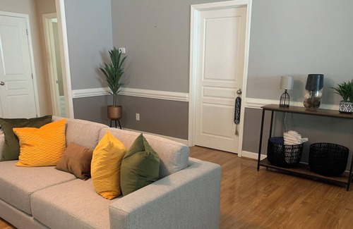 Fayetteville House | Luxury Private Community with gated access, a chic getaway 20 mins from Ft Bragg