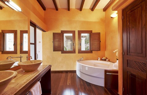 Sant Carles de Peralta Villa | Luxury Private Holiday Villa with Private Pool, Ibiza Villa 1281