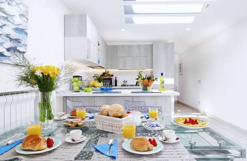 Liparlati House | Luxury Private House With Sea View, ideal for families or couples