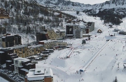 Isola Ski Chalet | Luxury renovated chalet, 5 bedrooms, fireplace, parking, near the French Riviera