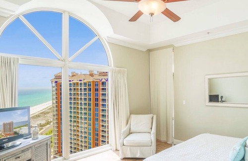 Pensacola Beach Resort | Luxury Resort Penthouse!