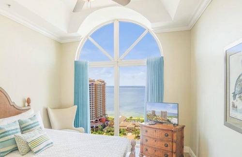 Pensacola Beach Resort | Luxury Resort Penthouse!