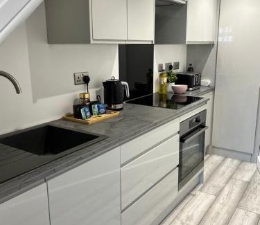Southend-on-Sea House | Luxury Retreat Beach House - Sleeps 6