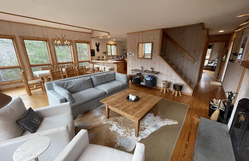 West Dover Ski Chalet | Luxury Retreat in Mount Snow, VT
