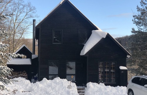 West Dover Ski Chalet | Luxury Retreat in Mount Snow, VT