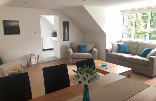 High Wycombe Apartment | Luxury retreat with extensive leisure facilities