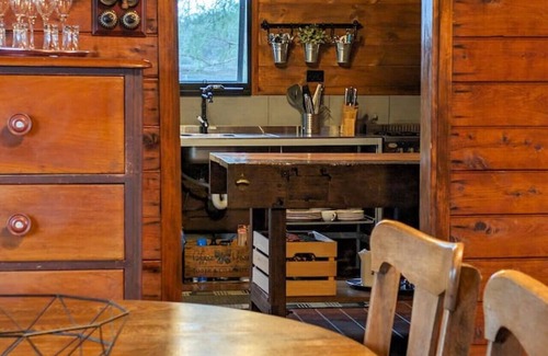 Broke Cottage | Luxury Rustic Cottage in Hunter Valley