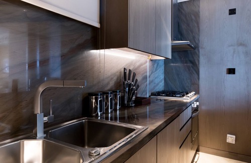 Palm Jumeirah Apartment | Luxury Sea View Apt in FIVE Resort on The Palm