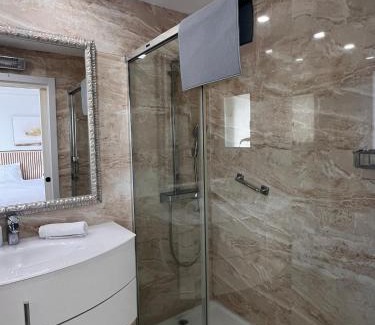 Fuengirola Apartment | Luxury Sea View Fuengirola