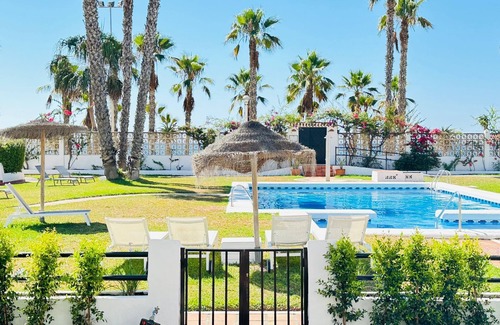 Caleta de Velez Ski Chalet | LUXURY SEASIDE TRAIÑAS - EVO INSPIRATION AT THE FOOT OF THE MEDITERRANEAN