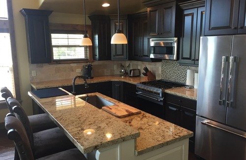 Park City Condo | Luxury Ski Condo Close to Deer Valley Express Gondola!