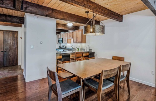 West Hartford Condo | Luxury Snow Village Ski-In/Out, Golf & Club Access