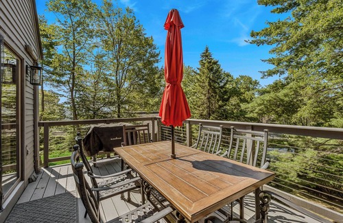 West Hartford Condo | Luxury Snow Village Ski-In/Out, Golf & Club Access