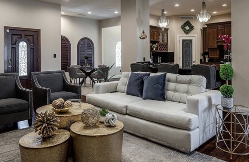 Eagle Pass House | Luxury Spacious Stay