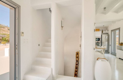Isterni Villa | Luxury standards in great location
