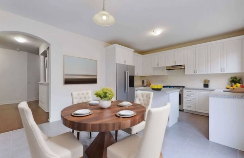 Brampton House | Luxury Stay 4 Bedroom Home