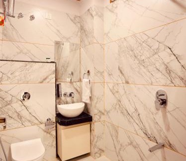 Dabok Hotel | Luxury stay by Pride Dabok - near Udaipur Airport