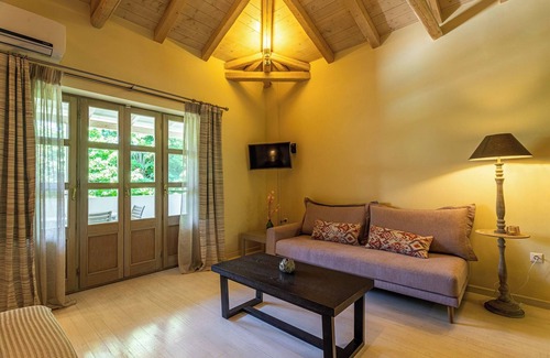 Lefktron Apartment | Luxury Studio Apartment