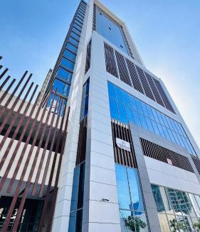 Business Bay House | Luxury Studio Apartments Business Bay With Balcony and Free parking by Belvilla