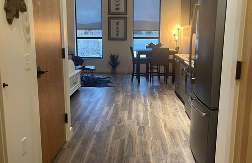 Bozeman Condo | Luxury Studio Condo, 1 King bed, Amazing Location!
