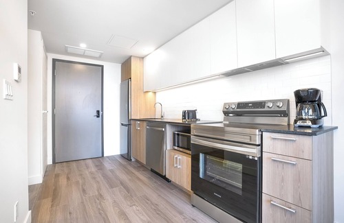 Quartier des Spectacles Apartment | Luxury Studio in Heart of MTL X304 | Metro access