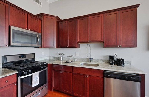 Olde Kensington Apartment | Luxury Studio Near Center City