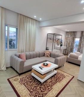 Sarande Villa | luxury studio's J&M