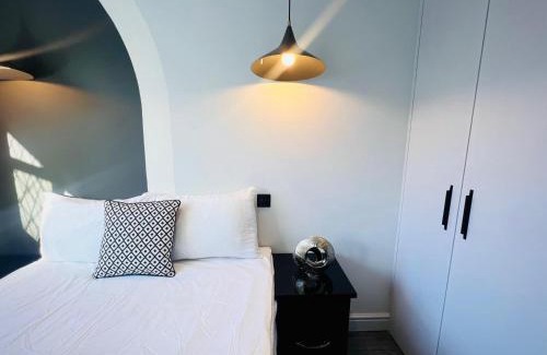 Dormers Wells Apartment | Luxury studios central London, perfect spot for tourists