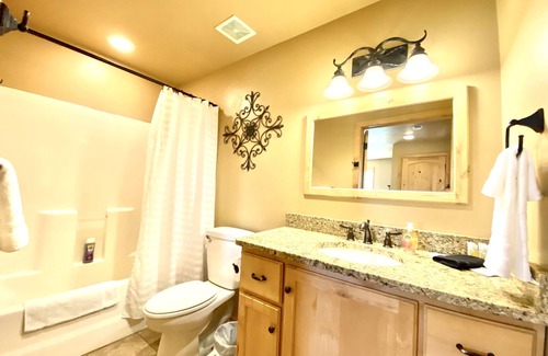 Rexburg Apartment | Luxury Suite-Two Bedroom#9-Free Breakfast