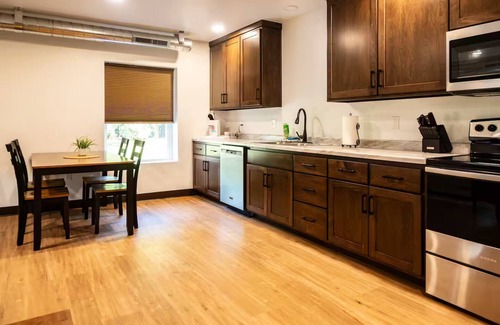 Brillion Apartment | Luxury Suites #1