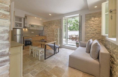 Corfu Town House | Luxury suites in Corfu town