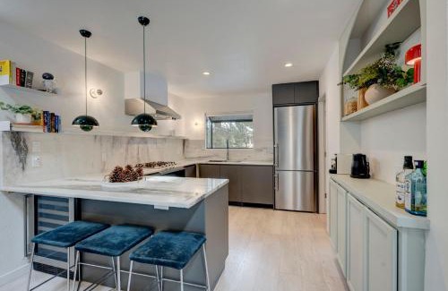 Incline Village Apartment | Luxury Tahoe Getaway in Incline Village