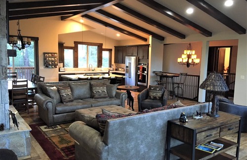 Kings Beach House | Luxury Tahoe Vista/Kings Beach Vacation Home - Summer Retreat