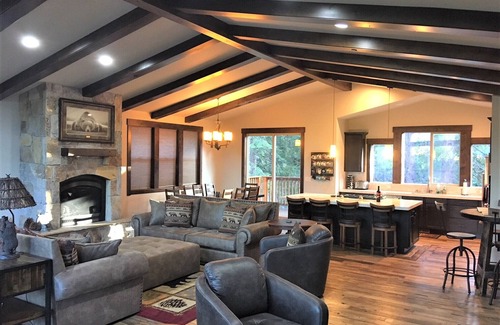 Kings Beach House | Luxury Tahoe Vista/Kings Beach Vacation Home - Summer Retreat