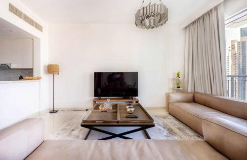 Dubai Apartment | Luxury Three Bedroom Apartment in Dubai Creek