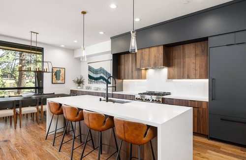 Truckee House | Luxury Townhome | Available for the Holidays!