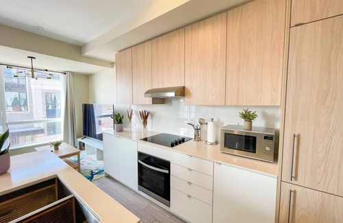 Richmond Hill House | Luxury Townhome in Richmond Hill