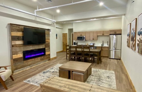Wilmington Apartment | Luxury Townhome Unit 106