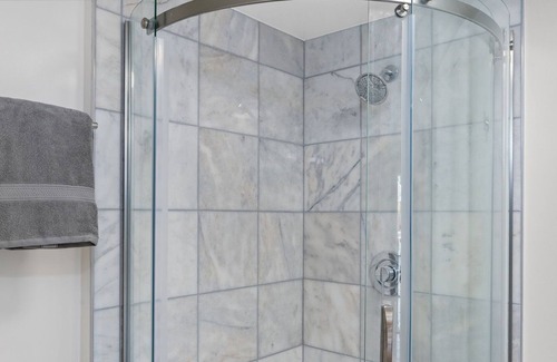 Calistoga Apartment | Luxury Travel + Pets Welcome!