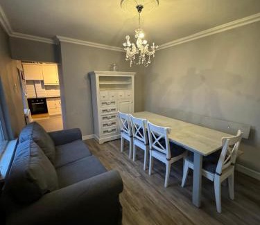 Dublin House | Luxury Triple Room Near Croke Park -1
