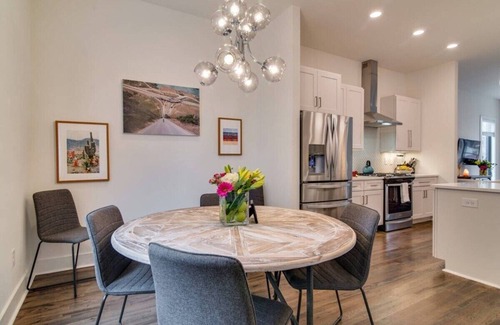 Edgehill House | Luxury Twin Homes in Nashville's Gulch