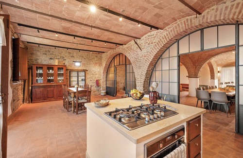 Panicale Villa | Luxury Umbrian Villa with Vineyard - Authentic Italian Country Estate Experience