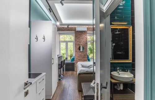 Besarabka Apartment | Luxury Urban Lofts Across Baseina 5а & Arena