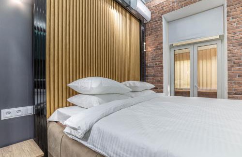 Besarabka Apartment | Luxury Urban Lofts Across Baseina 5а & Arena