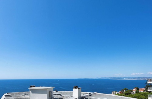 Mont Boron Apartment | Luxury villa apartment with panoramic sea views and small private garden
